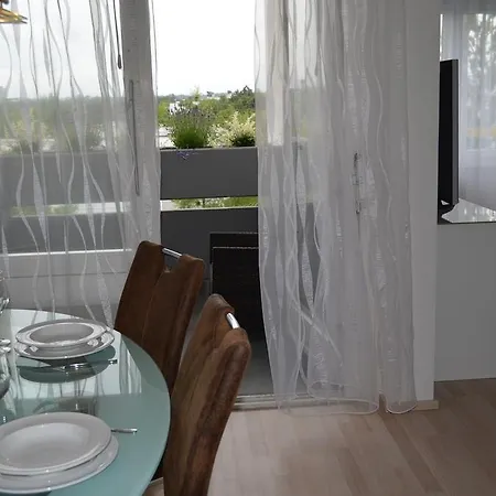 Apartmán Roxana *